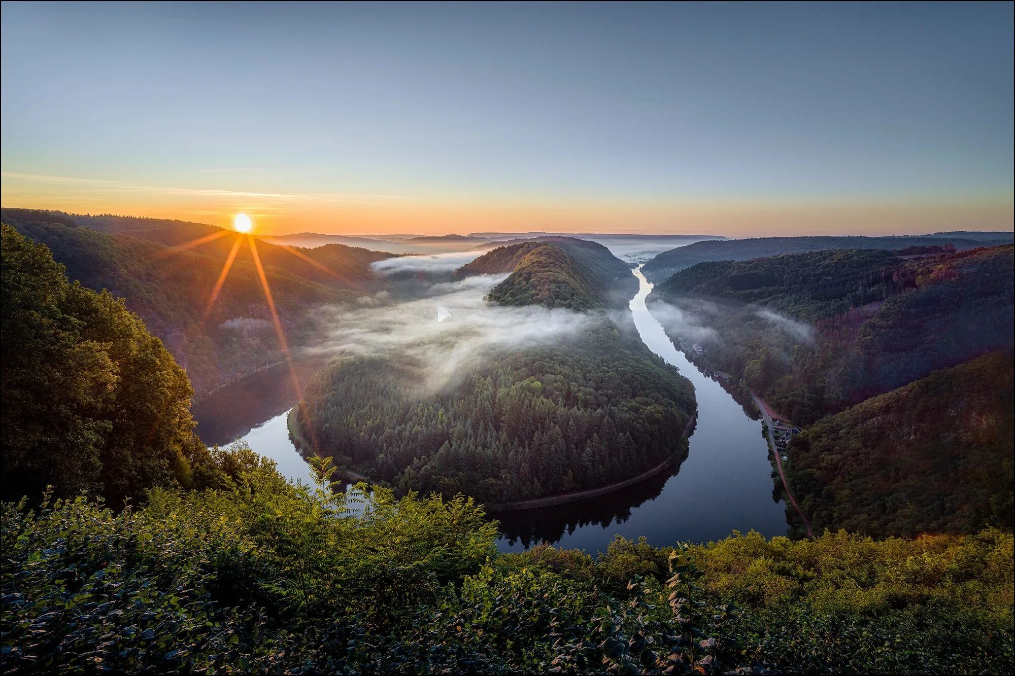 Река Саар Германия. Излучина реки Саар. Saarland реки. Саар (земля в ФРГ). Изгиб реки сканворд