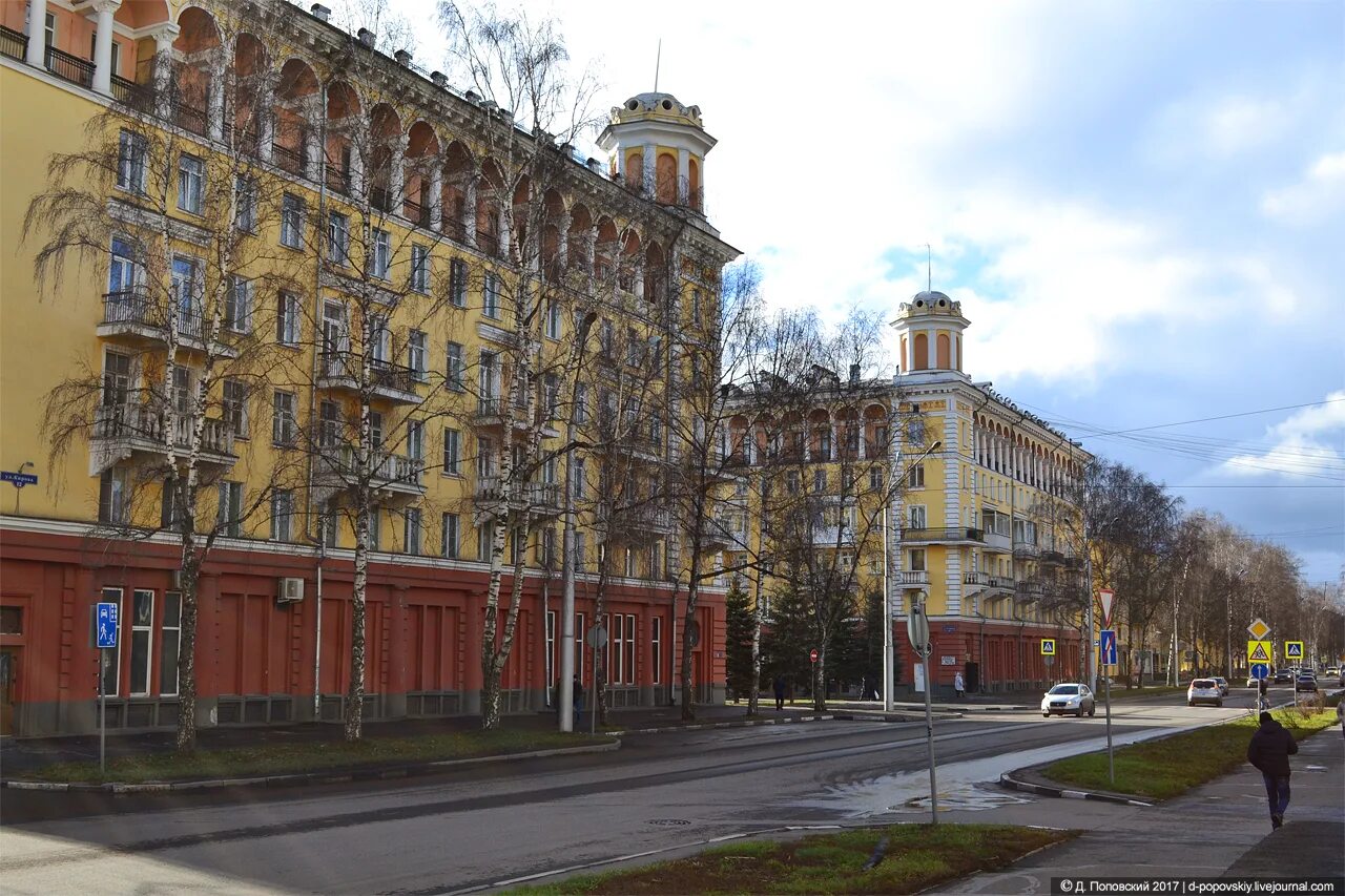 Какие улицы в новокузнецке. Улица Кирова Новокузнецк. Город Новокузнецк улица Кирова. Новокузнецк исторический центр. 25 Лет октября Новокузнецк.