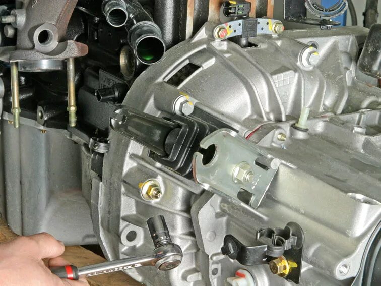 6. Кпп к4м. Кпп ларгус jh3. Коробка передач логан 1. 4.