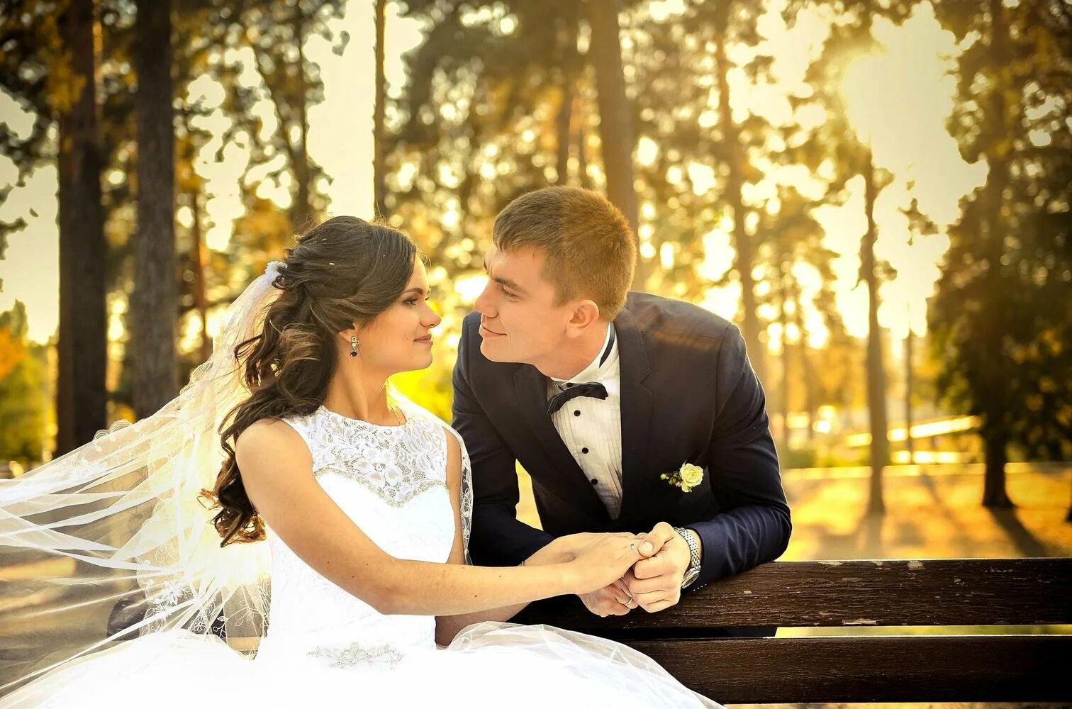 Красивые свадебные фотосессии. Примеры свадебных. Красивые свадебные фото. Свадебная фотосессия. Красивые свадебные фото.