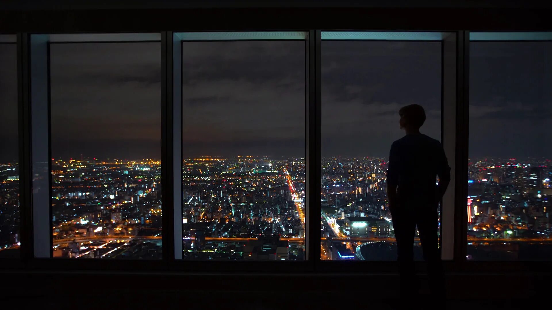 Looking out my window. Человек у окна. Вышел в окно. Женщина в окне. Парень у окна.