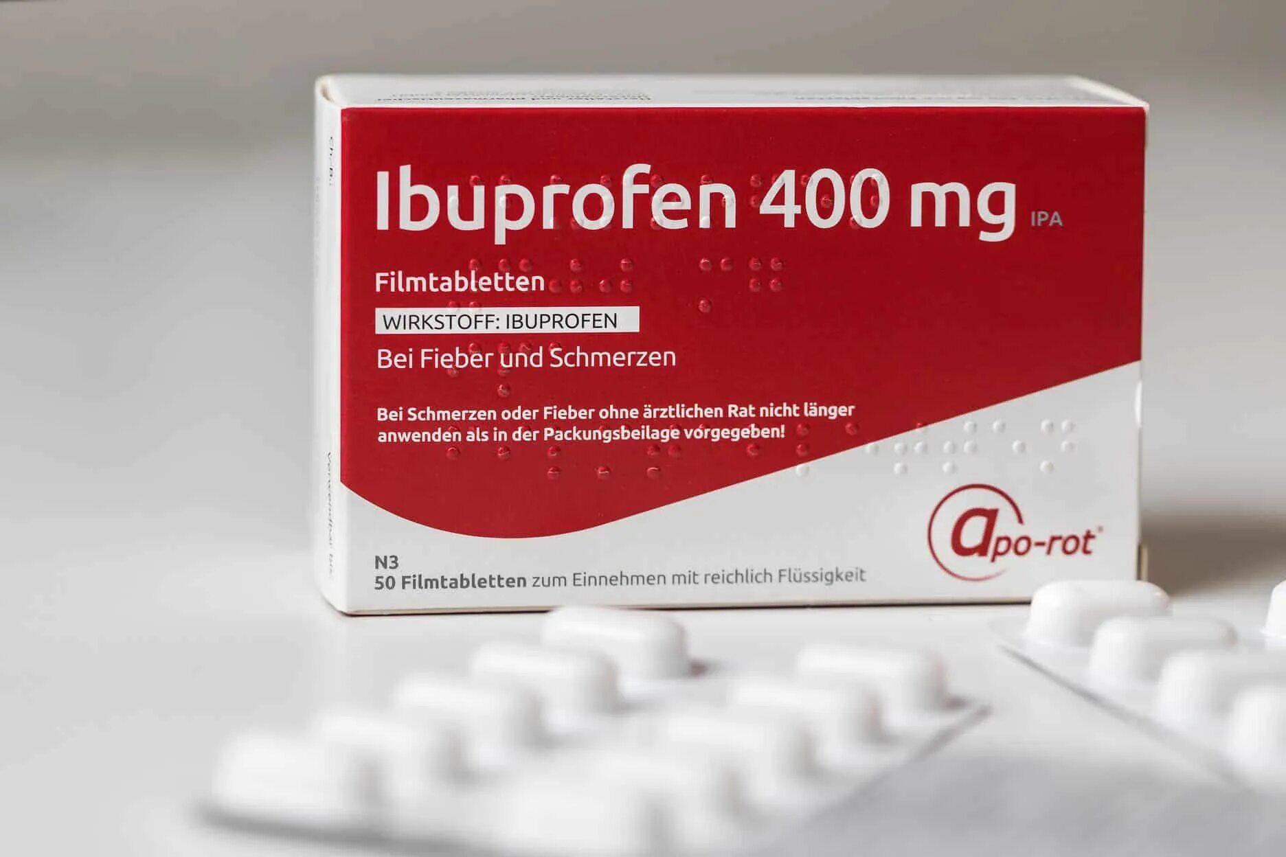 Ибупрофен 2 года. Ибупрофен. ibuprofen 400. ибупрофен немецкий. ибупрофен denk 400.