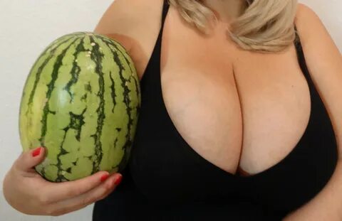 Melons Foto Porno - EPORNER