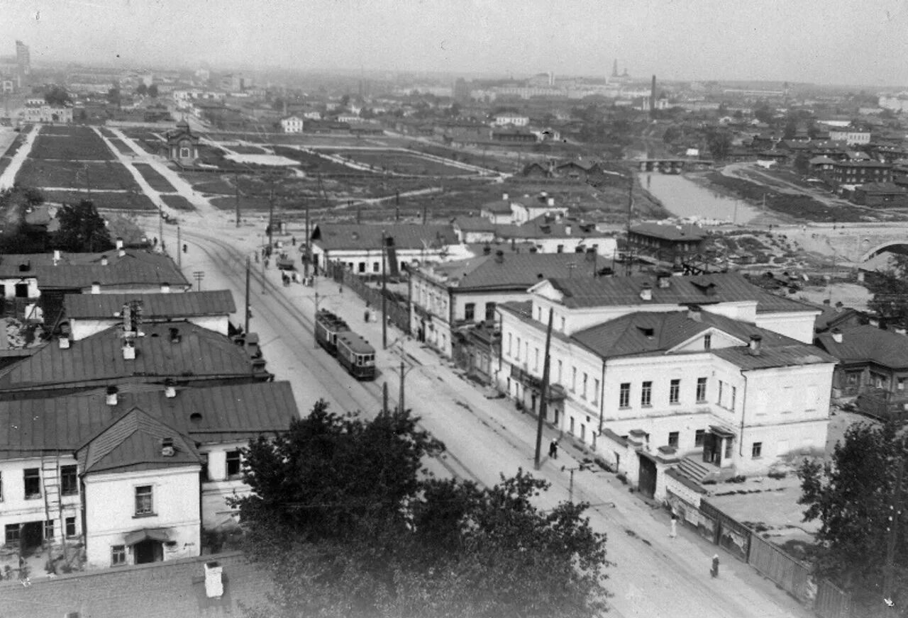 Как раньше назывался город екатеринбург. Улица куйбышева свердловск. уктусская улица старый екатеринбург. город свердловск екатеринбург 19 век. свердловск московская улица 1930.