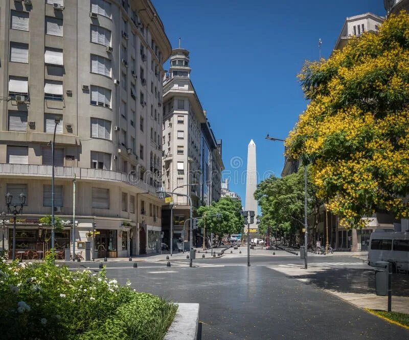 5 авеню улица в нью-йорке. Магазин связной в валдай. Avenue square. 6 авеню нью-йорк. Бродгейт-сити, лондон.
