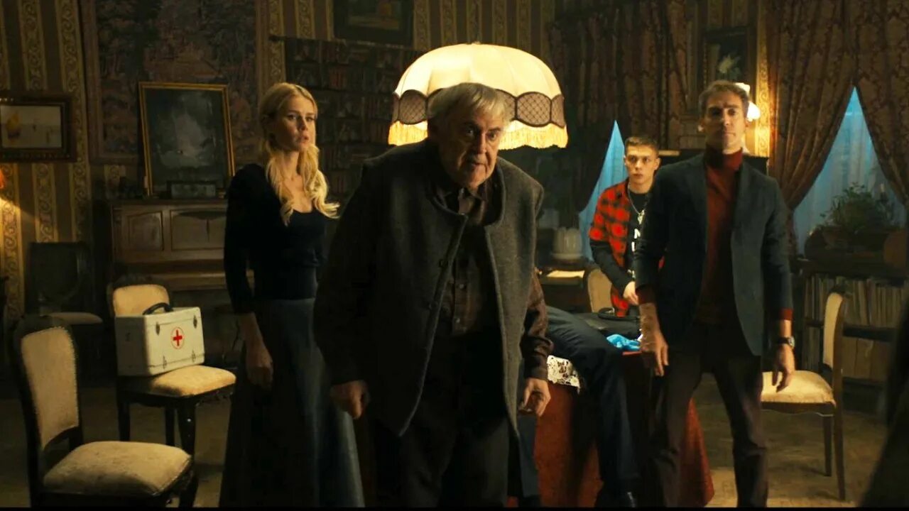 Вампиры средней полосы 2 роли. Вампиры средней полосы сериал. сериал вампиры средней полосы 2025. юрий стоянов вампиры средней полосы. вампиры средней полосы анна петровна.