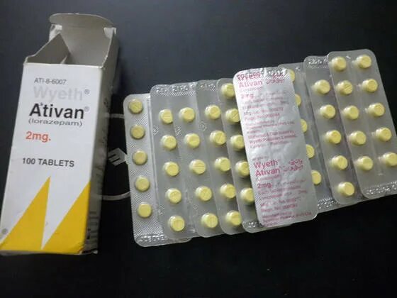 Таблетки 2 5 мг. Лоразепам (ативан). Ativan 2mg. Ativan 2,5 MG. Ativan таблетки.