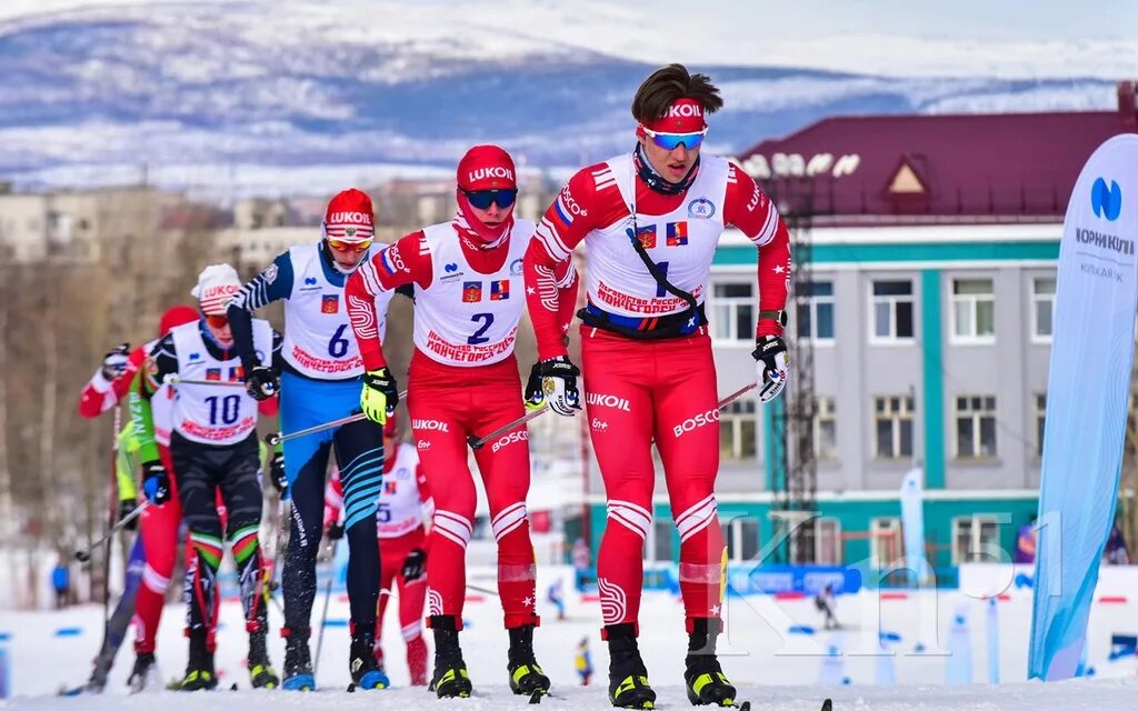 Лыжный чемпионат россии 2023. Лыжные гонки Чемпионат России. Лыжные гонки 2022. Лыжная юниорская сборная по лыжам. Юниорской сборной России. По лыжам.