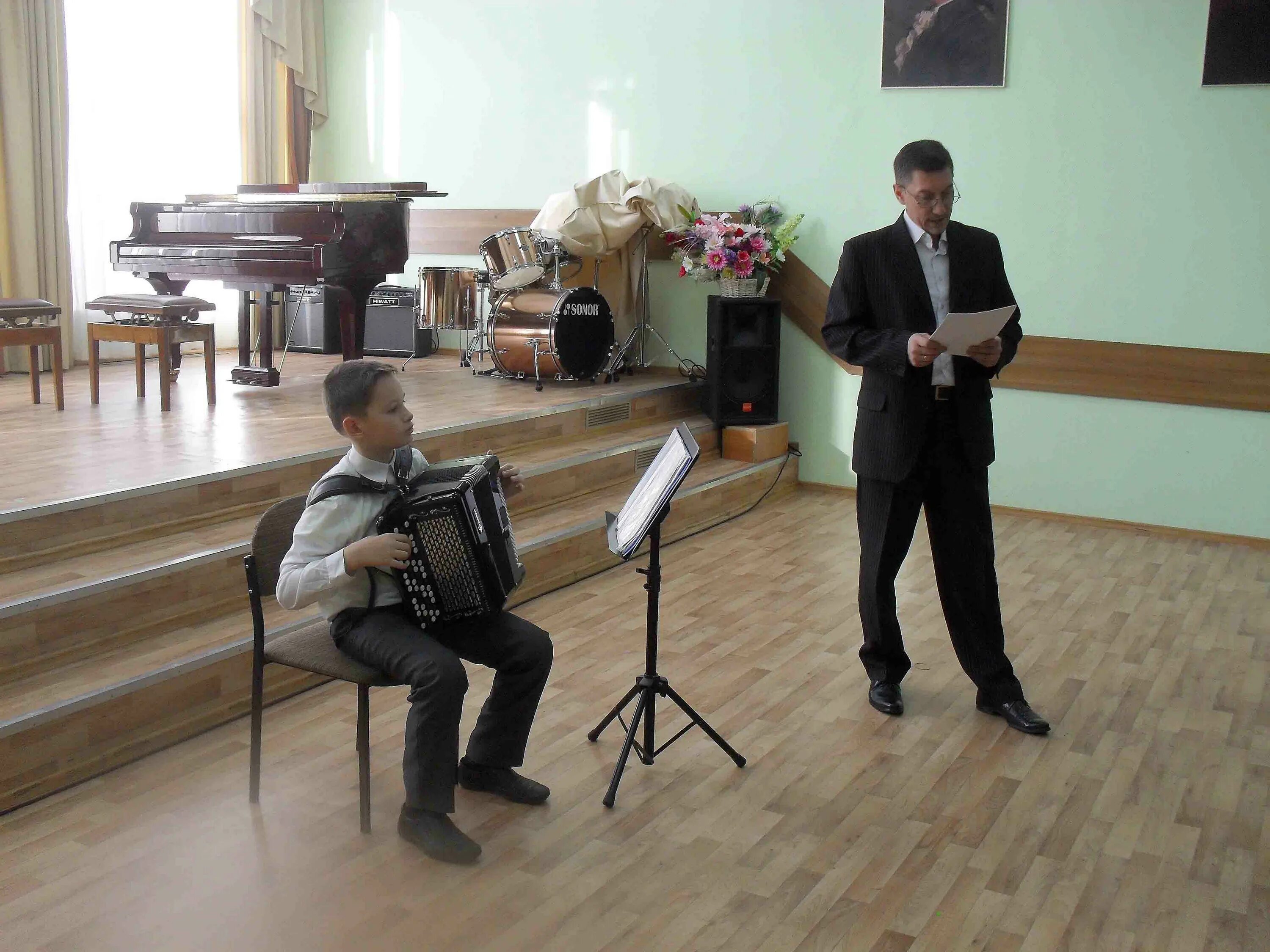 домодедовская музыкальная школа преподаватели. константиновская музыкальная школа домодедово. музыкальная школа в константиновске уроки скрипки. музыкальная школа домодедово. школа искусств.