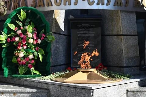 Родителей погибшим при исполнении