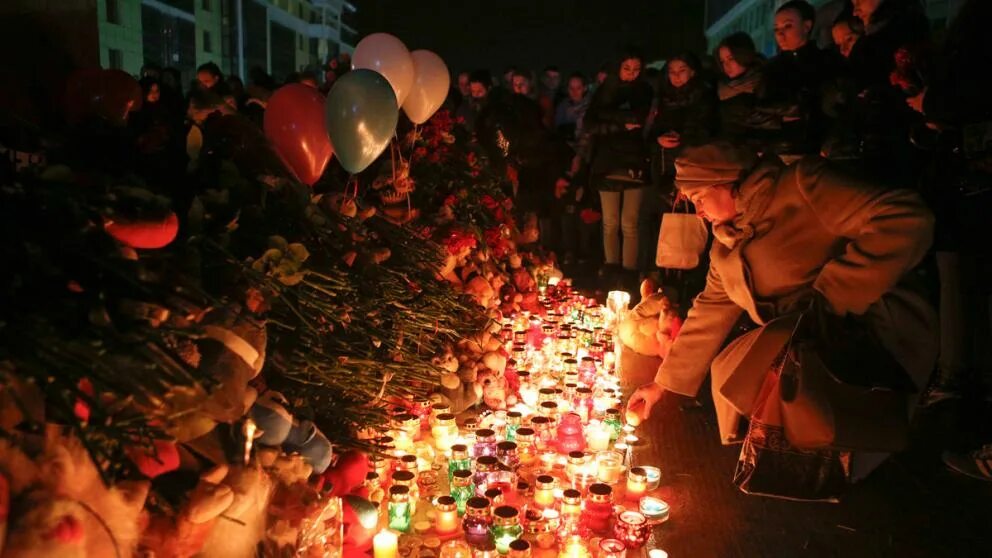 Кемерово траур 2018. День траура. Траур фото. Объявлен траур по погибшим. День траура в мире