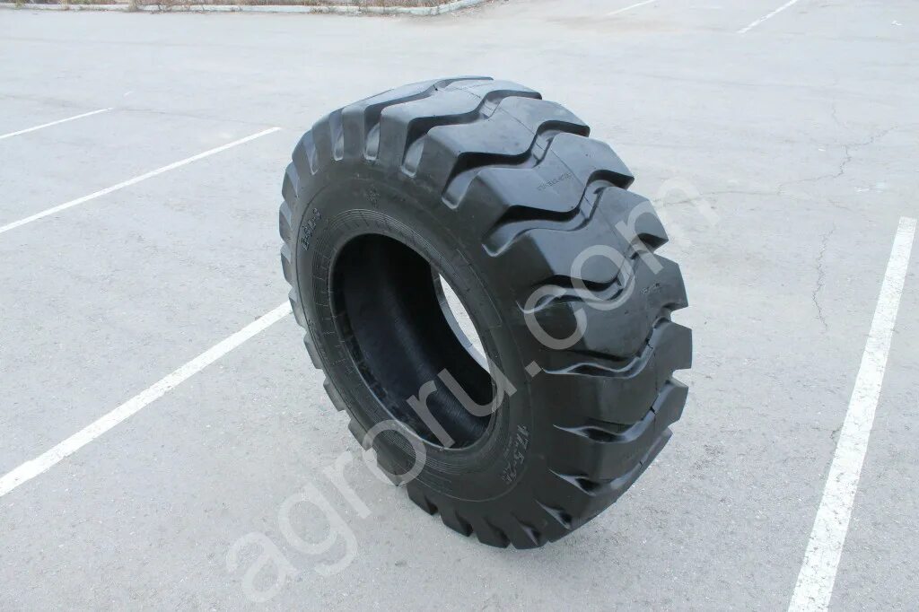 17 5 25. Шины sdlg 17 5-25. шина 17 5 25 для фронтального погрузчика. шина maxtires 17.5-25 (волна) 28pr. шина maxtires 16/70-24 18pr.