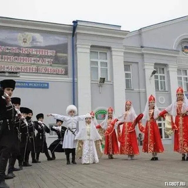 Аул Понежукай Адыгея. Аул Понежукай Теучежский район. Адыгея Респ., Теучежский район, Понежукай аул. Нешукай Адыгея. Народный культурный центр