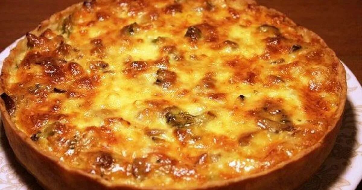 Сыр с грибами в мультиварке. Лоранский киш. киш лоранский пирог. лоранский пирог с курицей и грибами. киш грибной.