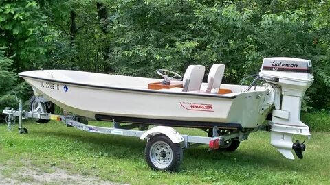 Boston whaler 13