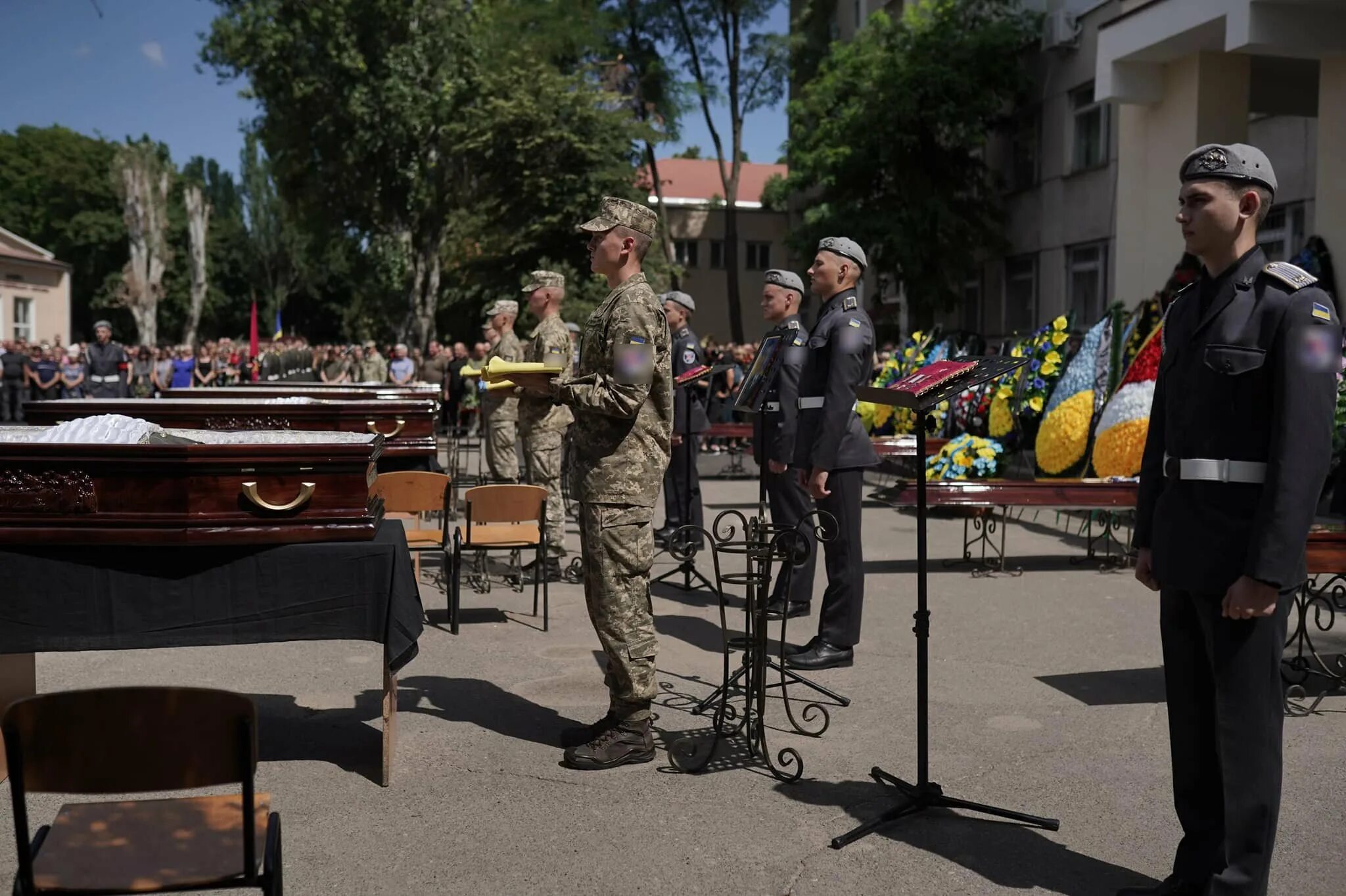 Простились с офицером. В Одессе простились с командирами. Одесса. Полковник. Командир Софринской бригады 2022.