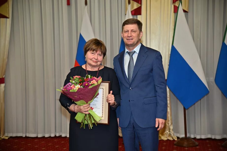 Сервис школьного питания. Фургал питание в школах. Заместитель мэра комсомольска на амуре. Детское питание салават. Школьное питание кемерово.