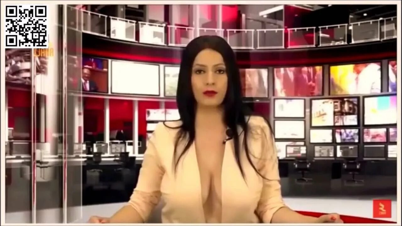 Ведущая Энки Брацаж. Zjarr TV ведущая Энки Брацаж. Албанская телеведущая Enki Bracaj.