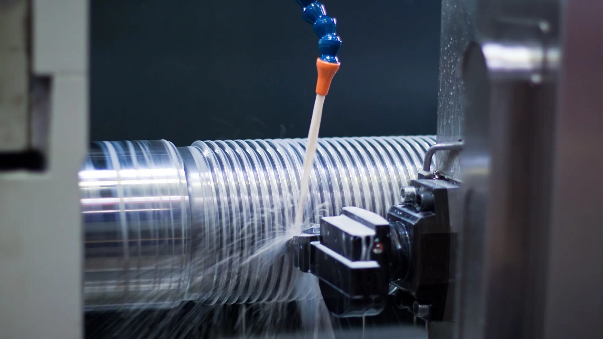 Трубки сож для станков. Сож для станков с чпу. Смазочно-охлаждающие жидкости для станков чпу. Сож 5к822в станок. Сож trim 515.