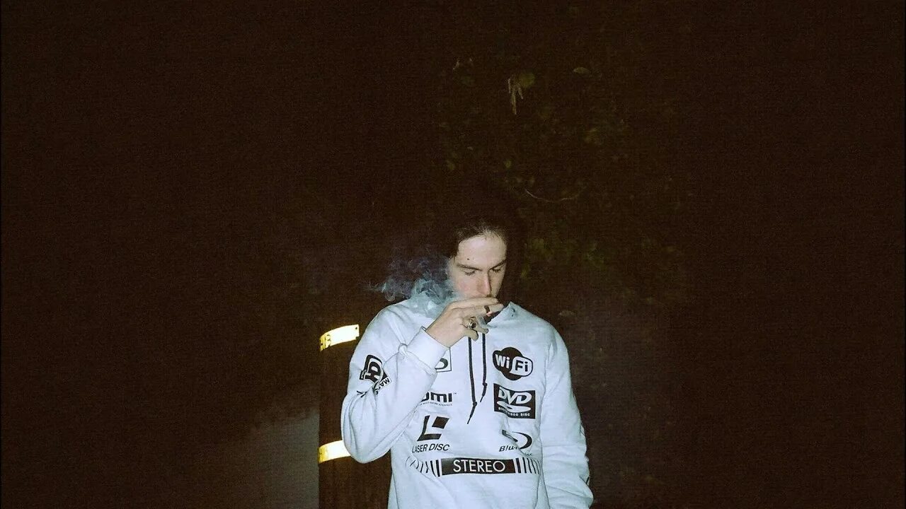 Bones flac. Bones (рэпер). bones teamsesh. bones рэпер арт. bones лысый.