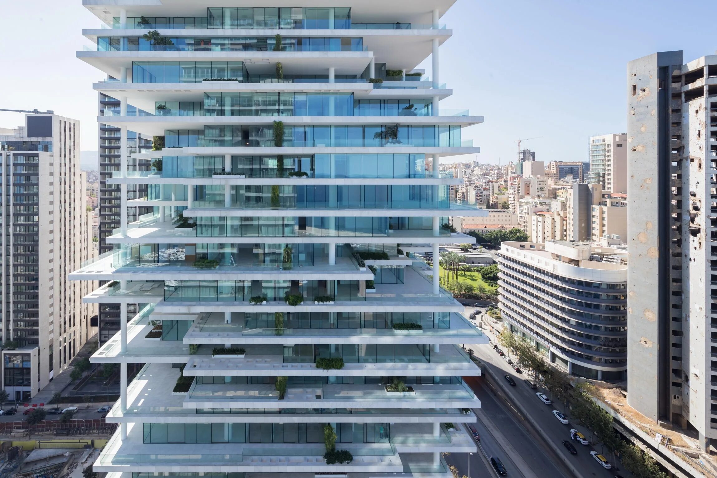 Небоскрёб Beirut Terraces, Ливан. Херцог де Мерон архитектура. Herzog de Meuron проекты. Beirut Terraces, Бейрут, Ливан.