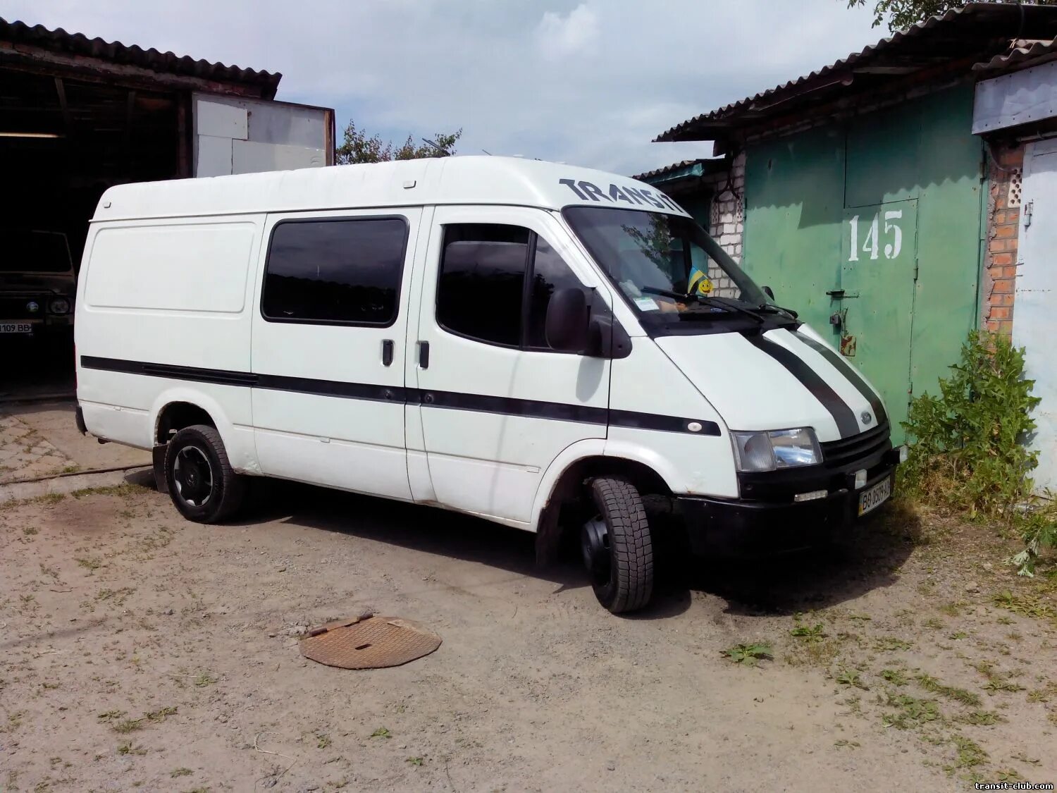 Форд транзит купить 2 5. Ford Transit 2. Ford Transit 2.5 дизель. Форд Транзит 1995 2.5 дизель. Форд Транзит 1999 2.5 дизель.