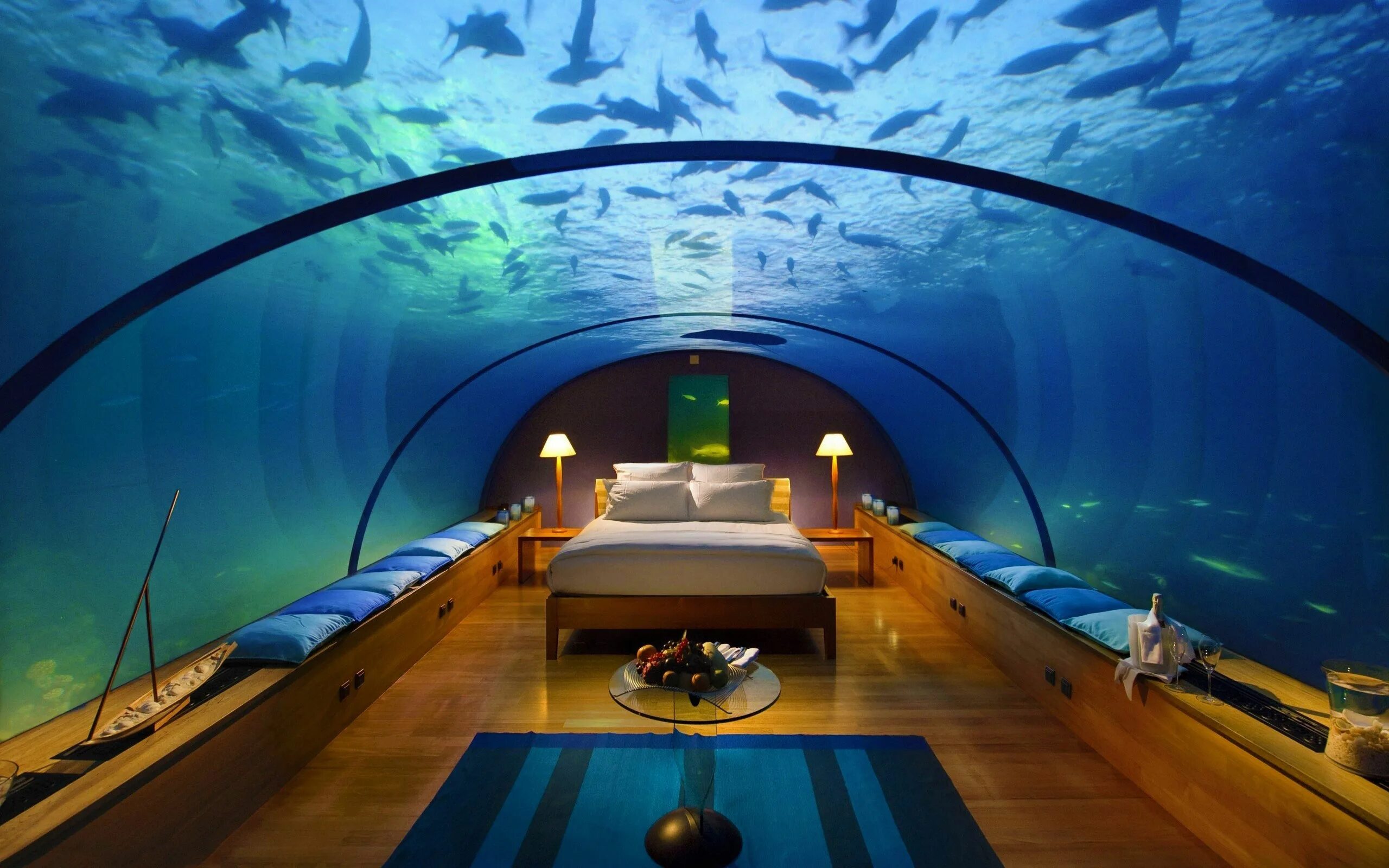 Внутри буда. Подводный отель - Poseidon Undersea Resort на Фиджи.. Conrad Maldives Rangali Island. Conrad Maldives Rangali Island 5*. Poseidon Undersea Resort Фиджи ресторан.