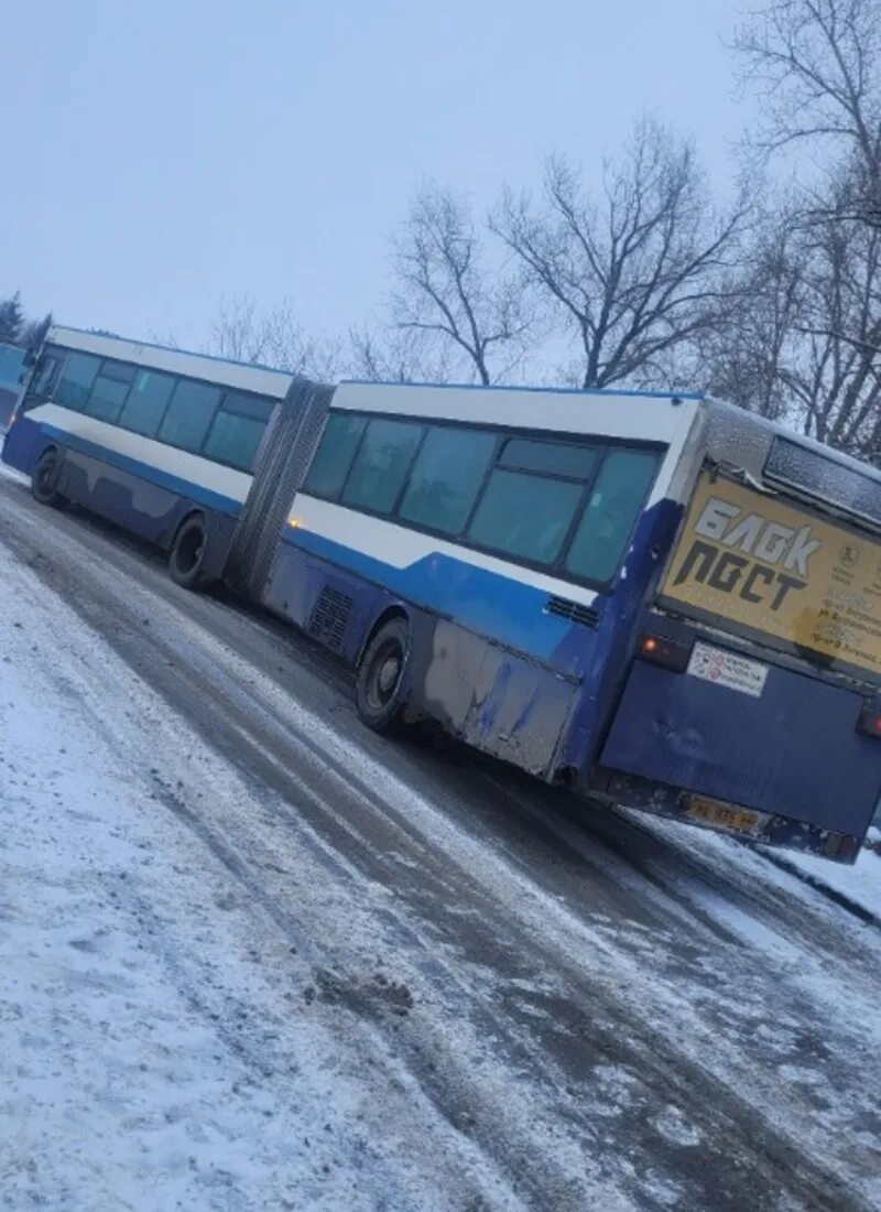 Энгельс автобус 284б. Автобус. Пассажирский автобус. Автобус фото. Автобус для севера.