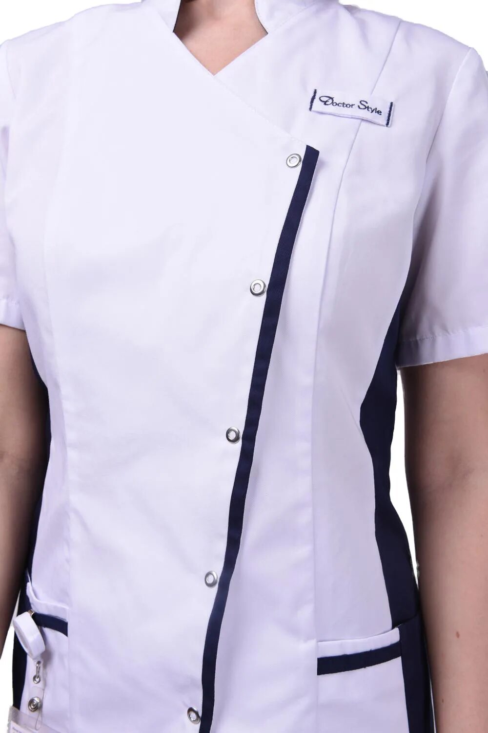 Медстиль ставрополь. Медицинский костюм гиппократ. Медицинский костюм градиент. Русский доктор медицинская одежда на щукинской. Классико халаты медицинские.