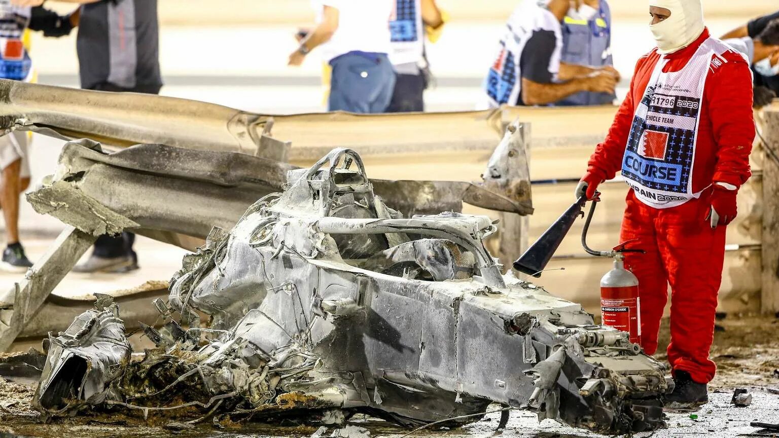 Ромен Грожан авария Бахрейн. Бьянки гонщик f1 авария. Жюль Бьянки авария в на Гран при Японии.