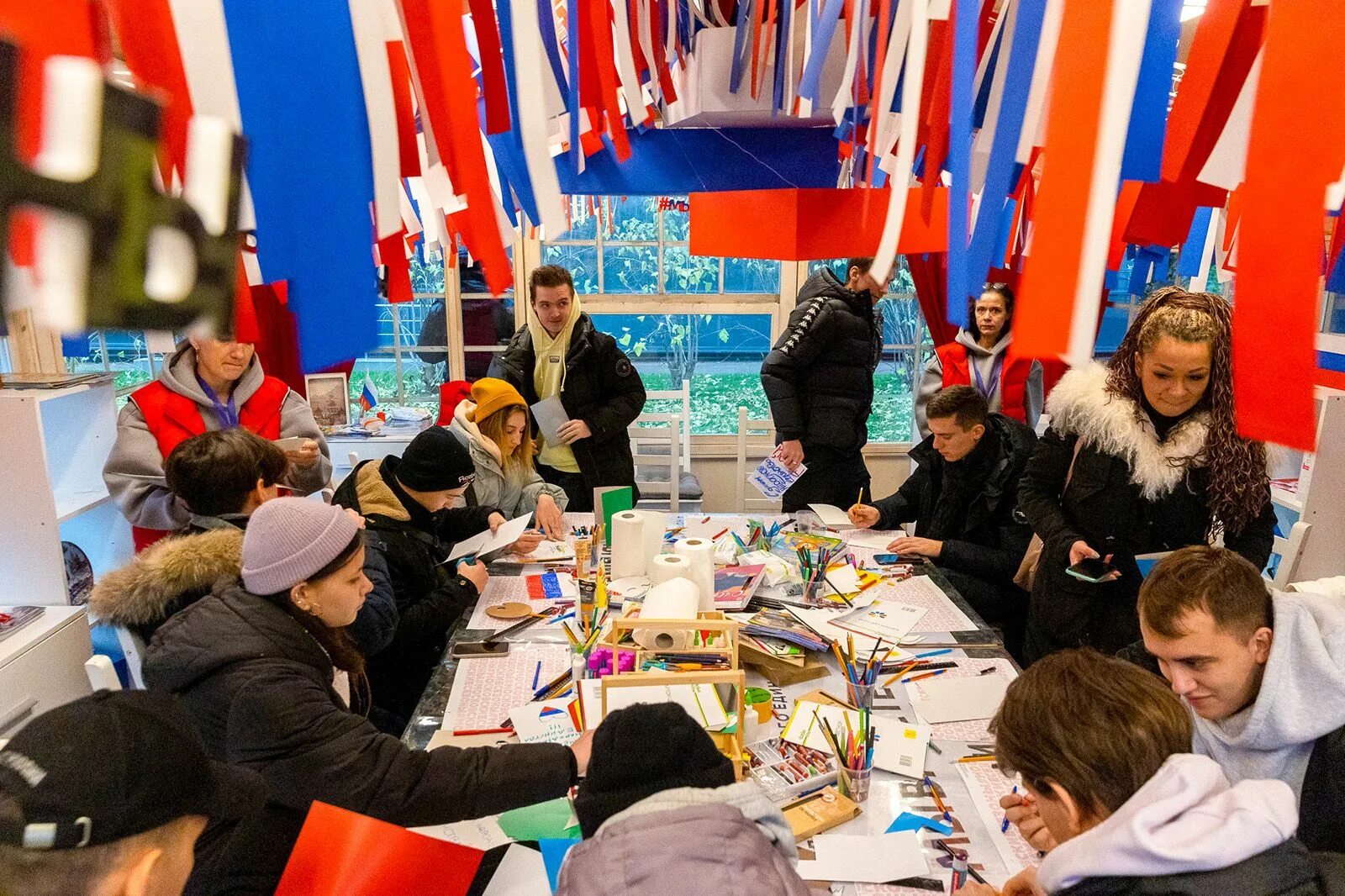 Московский мероприятия сегодня. День народного единства гуляния. Мероприятия приуроченные ко Дню народного единства. День народного единства ВВЦ. Мастер класс ко Дню народного единства.