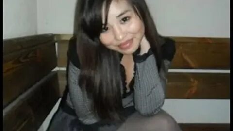 Қыздарды жалап