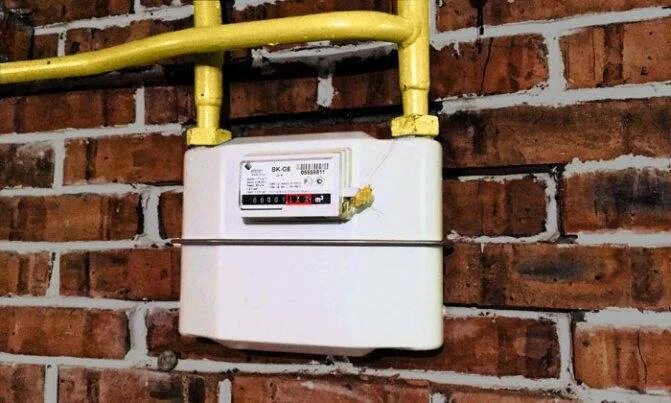 Замена газового счетчика в 2024 году. Газовый счетчик. Газовые счётчики в квартиру. Установленный газовый счетчик. Счетчик газа в квартире.