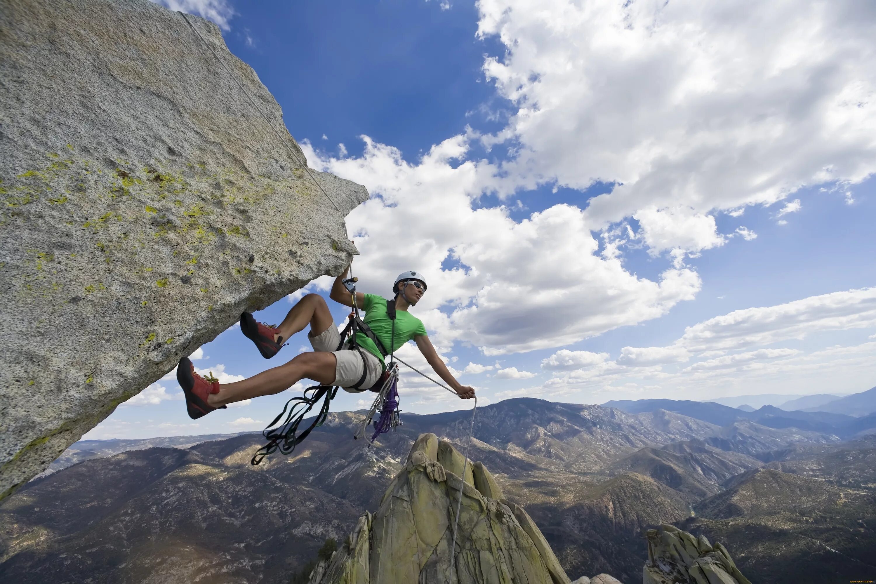 Скалолазание/альпинизм (Summit/Rock Climbing). Экстремальные виды спорта. Экстремальный туризм. Виды экстремального туризма. Climb picture