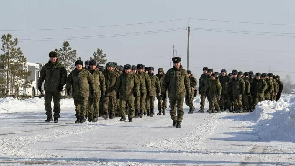 Мобилизованные из омска. Мобилизация фото. Отправляют в омск. Отправляют в омск. Отправляют в омск.
