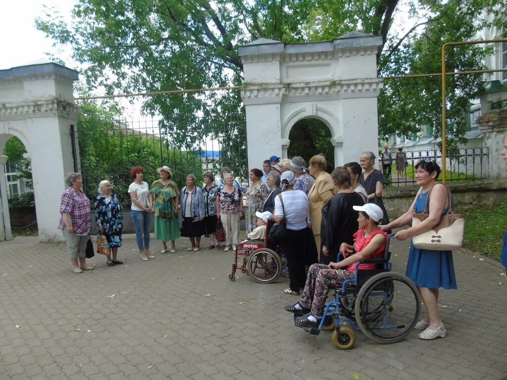 Новости события времени. Кинешма люди. Кинешемец. Народ Кинешмы. Председатель общества инвалидов г.Кинешмы.