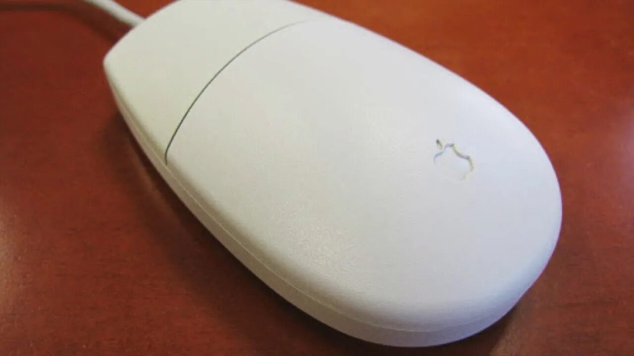 Что использовать вместо мыши. Apple mouse 2000. однокнопочная мышь apple. мышка apple 1 поколение. мыши apple 2005.
