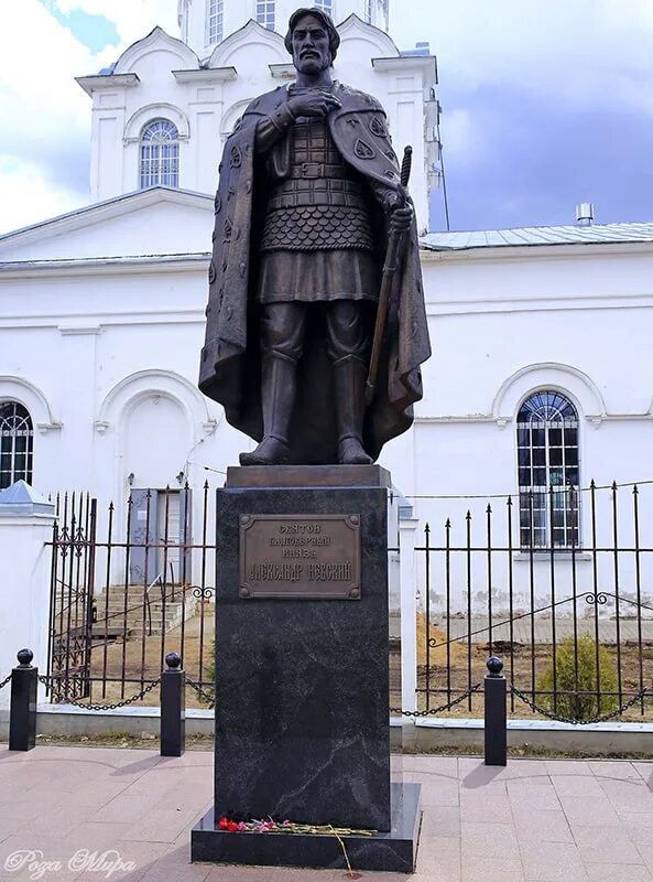 Памятник александру невскому в городе александров