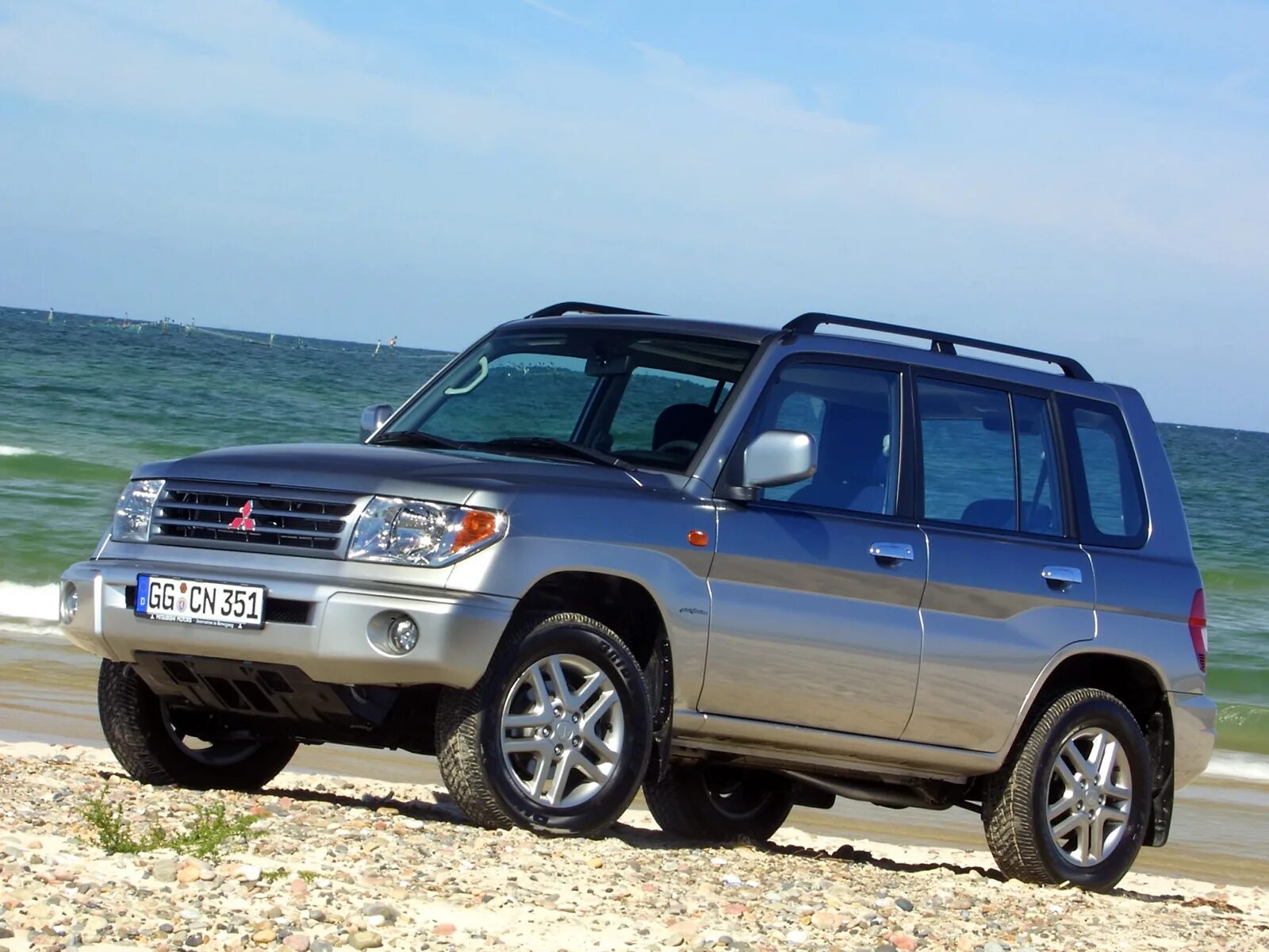 Мицубиси паджеро баку. Mitsubishi Pajero Pinin. Mitsubishi Pajero Pinin 1999. Митсубиси Паджеро Пинин 2005. Mitsubishi Pajero Pinin 2005.