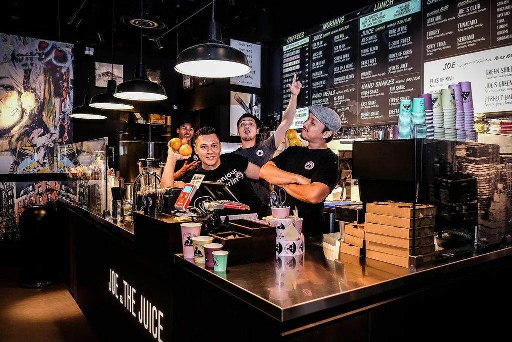 It has the juice. Joe and the juice. joe joe&#039;s green bar. joe joe&#039;s green bar владелец дела. joe the juice история создания.
