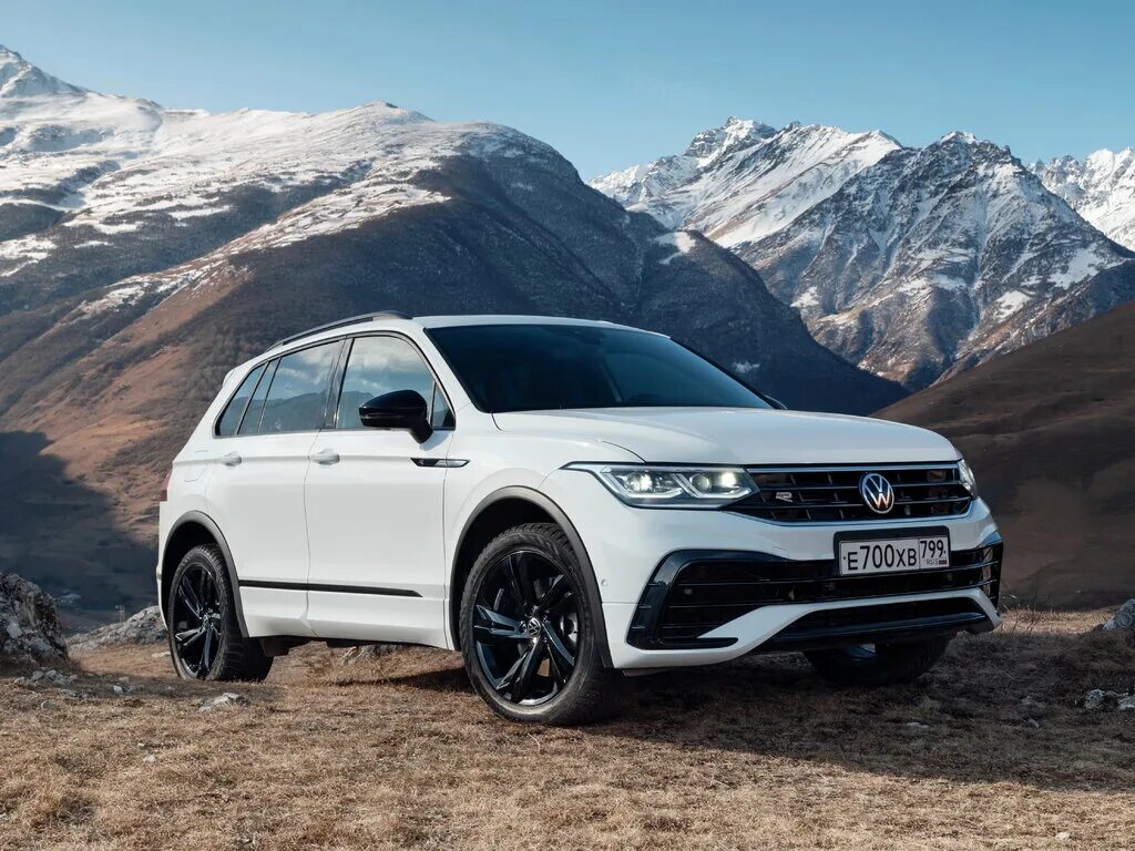 Тигуан р 2021. Фольксваген тигуан r line 2021. Tiguan 2021 rline. Тигуан р 2021. Volkswagen tiguan 2021 r line black style.