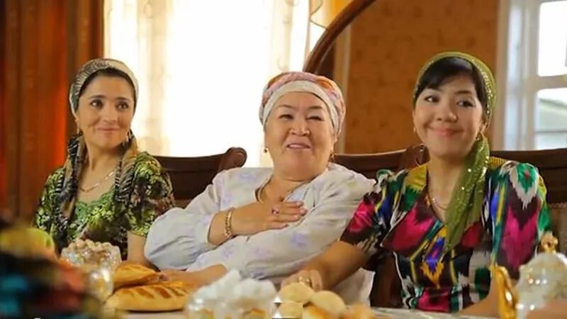 Невестка и свекровь чурикова. Таджикские невестки. узбекская невестка.