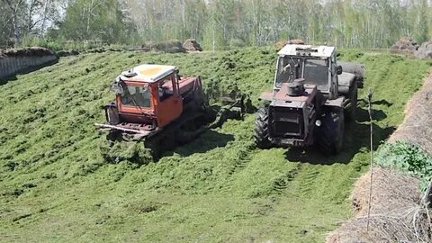 Яма трактором