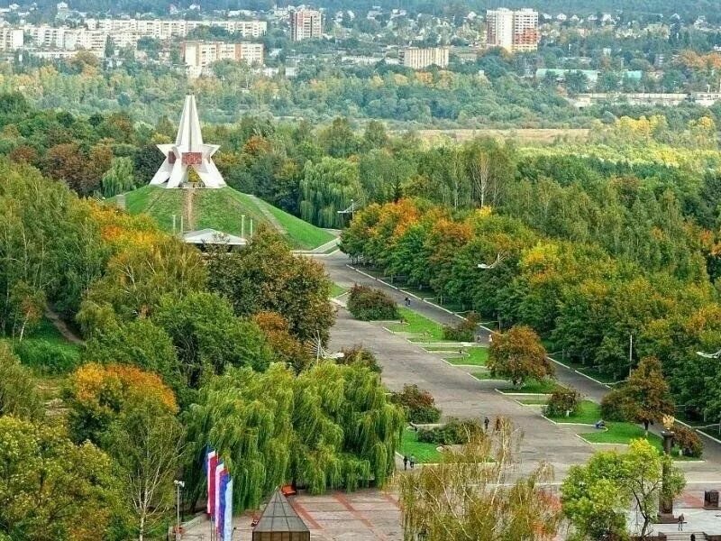 Брянщина фото. Брянщина фото. Г брянск брянская область. Курган бессмертия брянск парк. Памятник курган бессмертия.