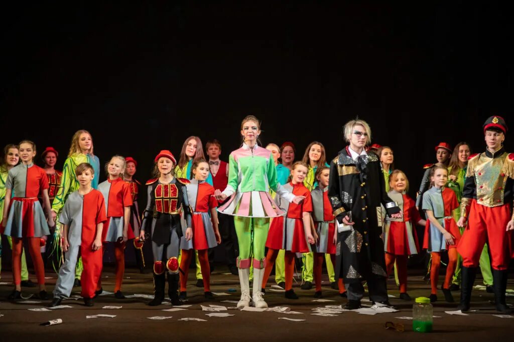 Театр кукол в кирове. Театр кукол имени афанасьева киров. Н афанасьева. Кировский театр им афанасьева кукол а. Киров.