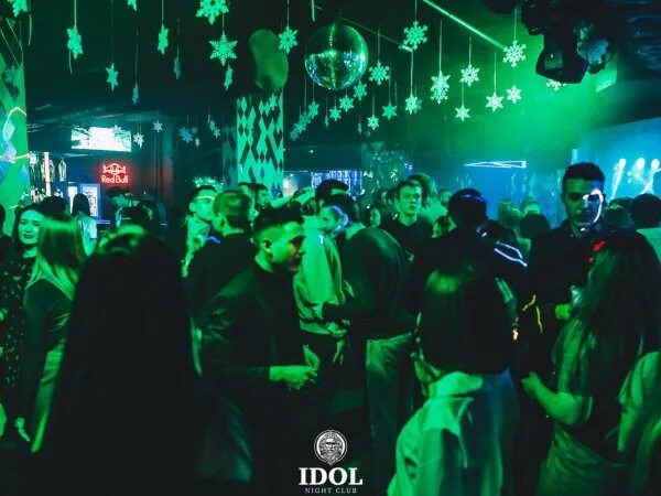 Клуб идол казань. Клуб idol казань. Идол клуб ижевск. Idol club. Такао ресторан санкт-петербург.