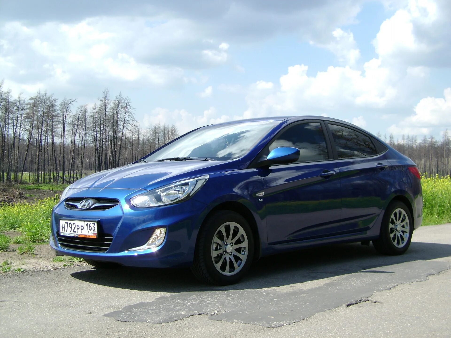 Солярис сколько лошадей. Toyota Solaris 2014. Toyota Solaris 2015. Toyota Solaris 2011. Toyota Solaris 2006.