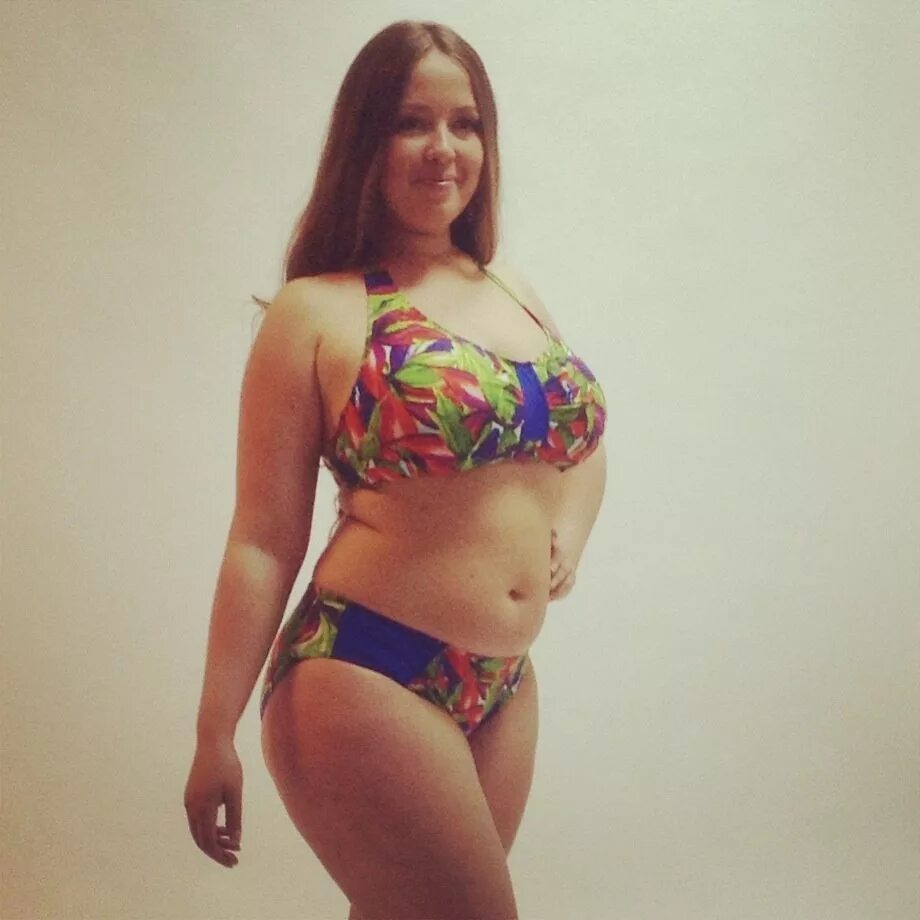 Девушка весом 80 кг. Фигура 90 кг. 70 килограмм девушка. Девушка 80 килограмм. Как выглядят 80 кг девушки.