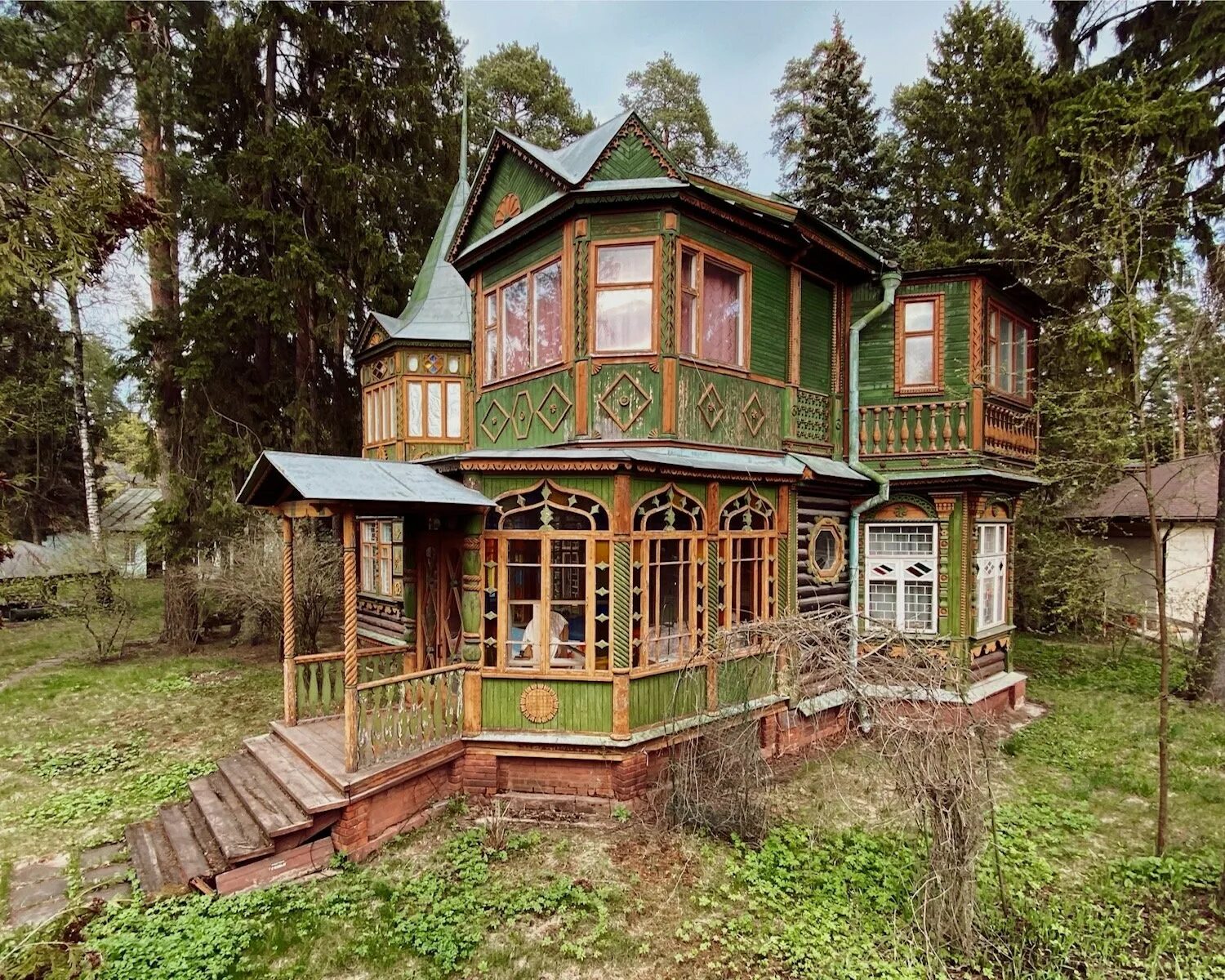 Дача улановой в комарово. 5910 шитова дача. Дача алисы фрейндлих в комарово. Garden russian dacha. Отсортирован, дача.