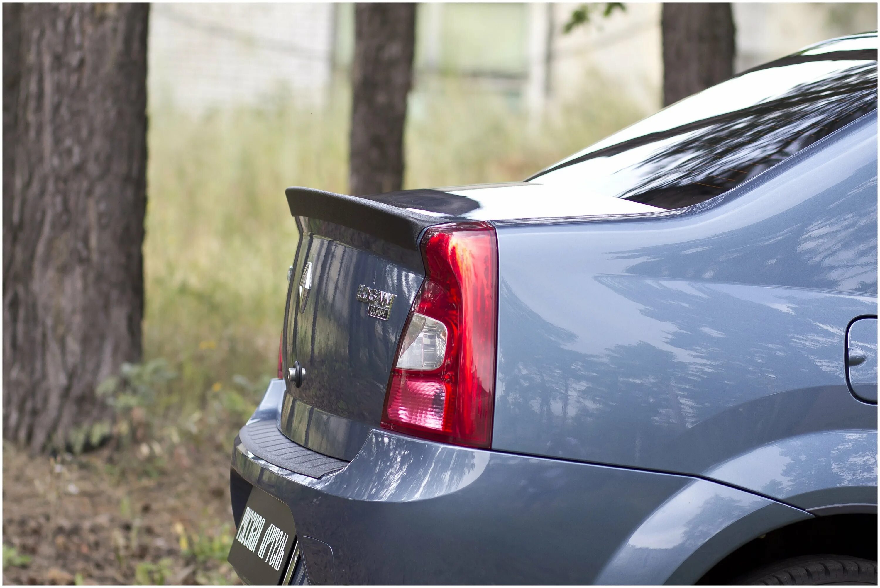 спойлер на рено логан 1. спойлер на рено логан. рено логан спойлер на багажник. спойлер на рено логан. лип спойлер рено логан 1.